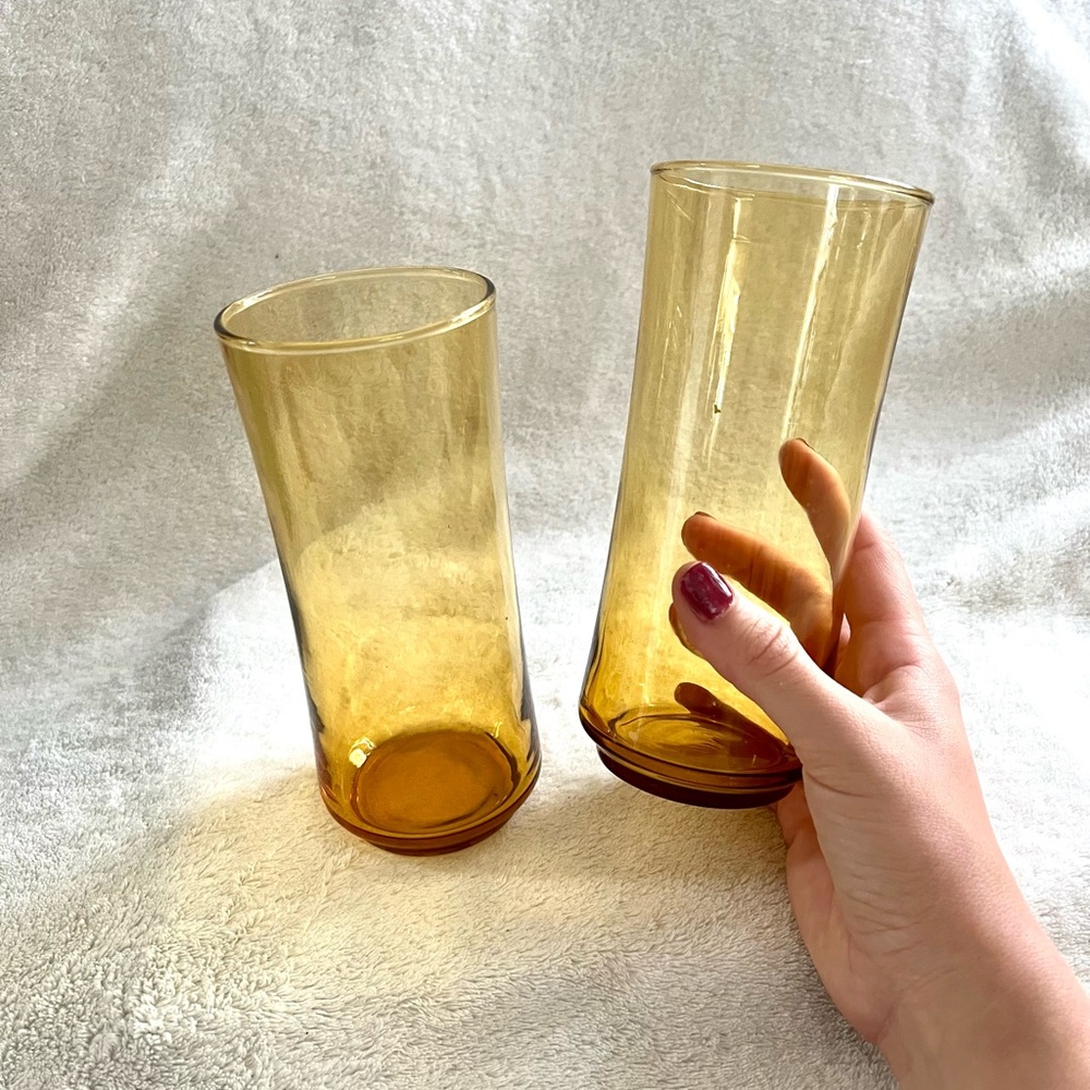 Vintage Amber Flared Drinking Glasses - Picture 5 of 5